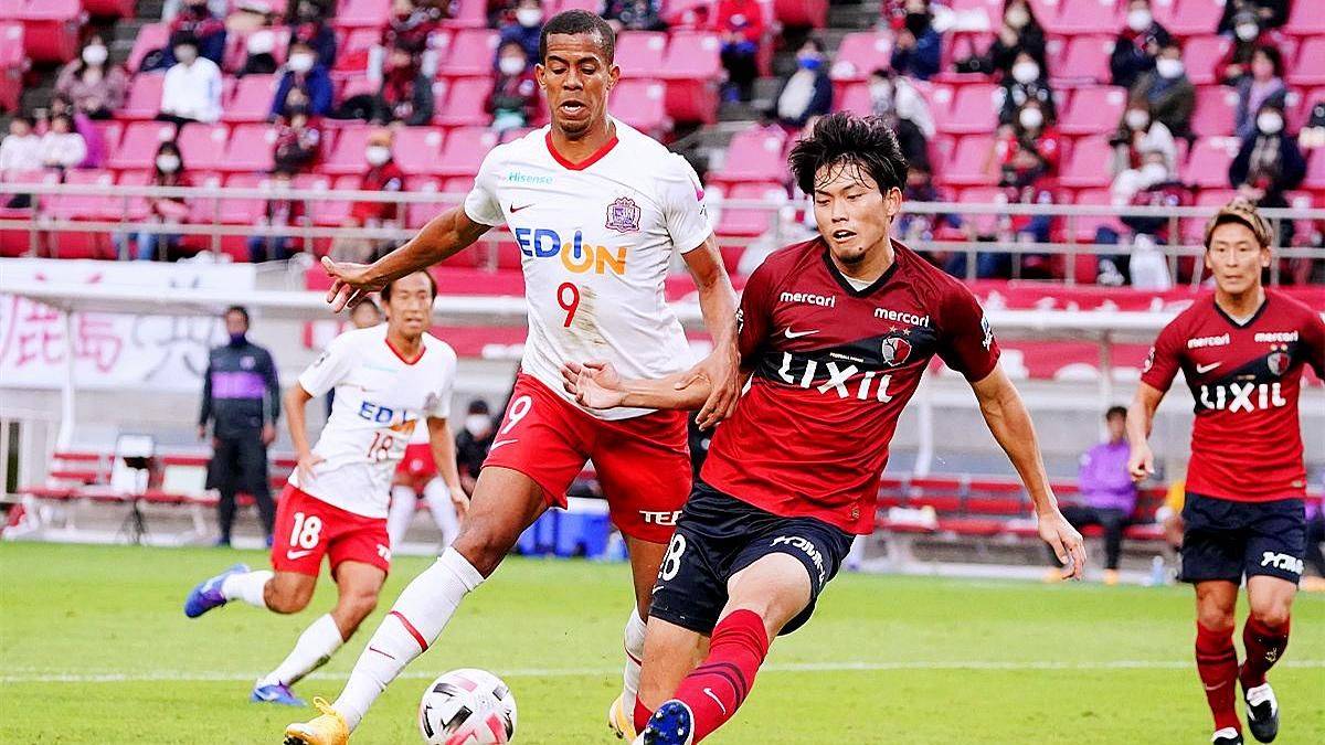 鹿岛鹿角阵容深度显著，替补席也能决定比赛走向