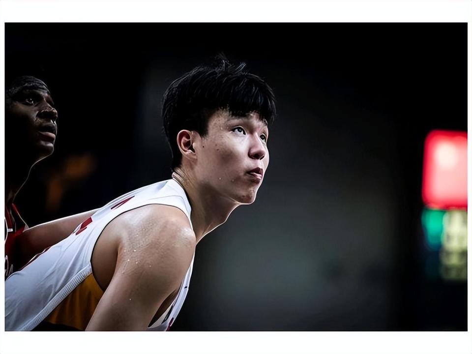 关于杨瀚森把体能练好，第一个赛季不会弱于同期约基奇的信息